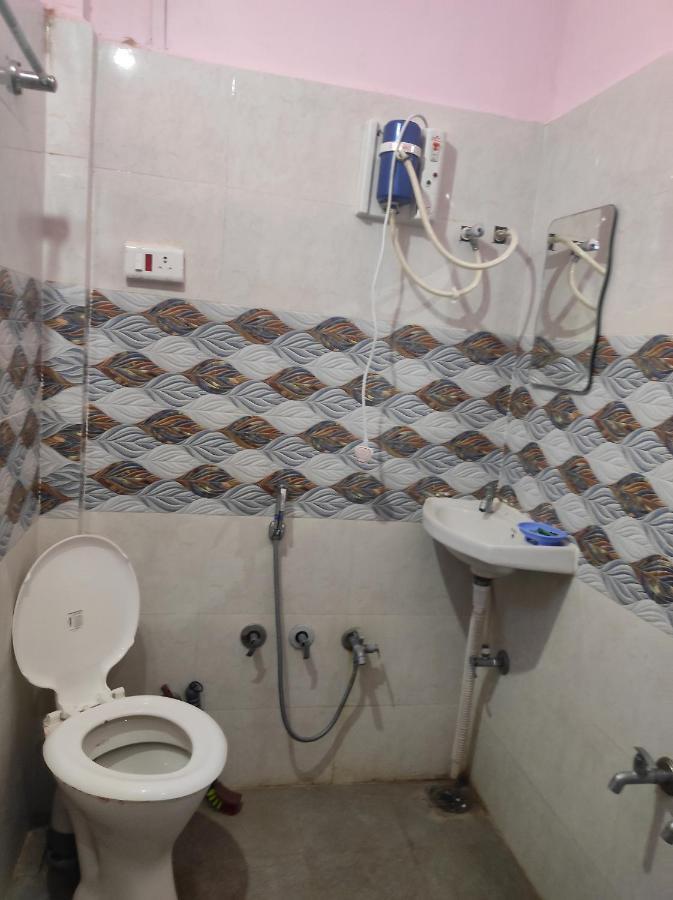 Vrundavan Home Stay And Village Resort Kevadia Екстериор снимка