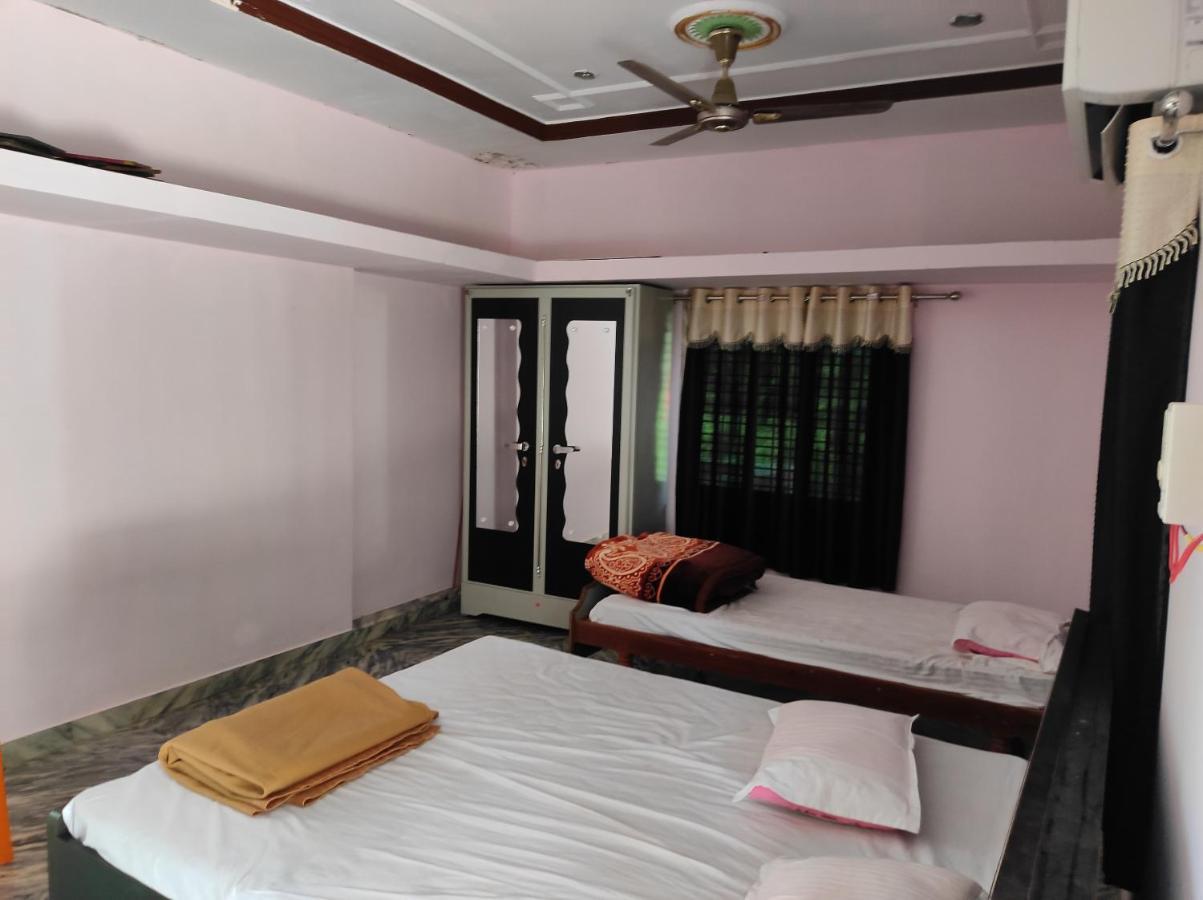 Vrundavan Home Stay And Village Resort Kevadia Екстериор снимка