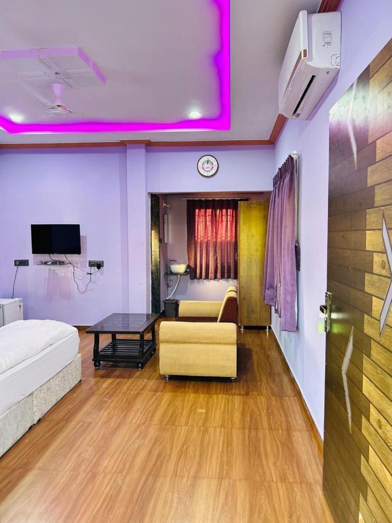 Vrundavan Home Stay And Village Resort Kevadia Екстериор снимка